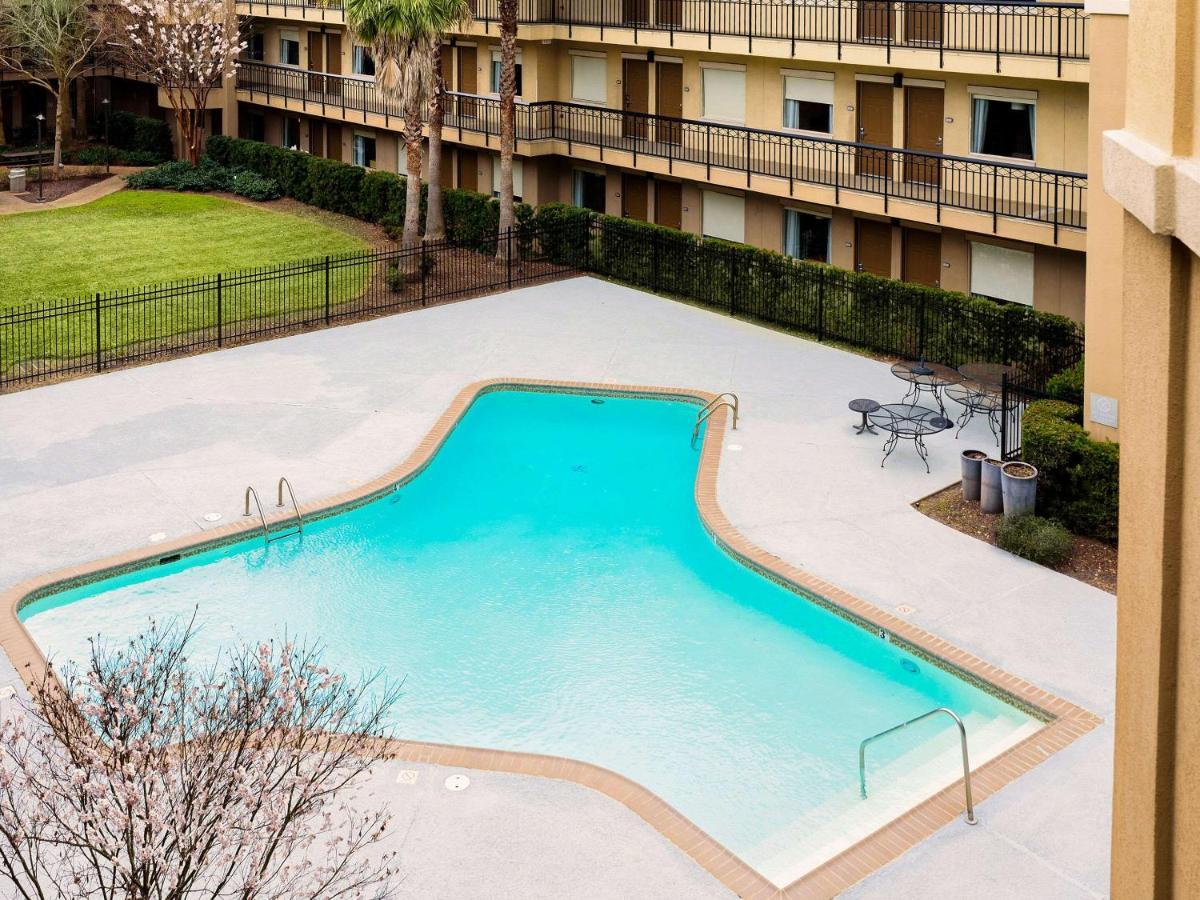 Comfort Baton Rouge South I-10 Hotel 3*