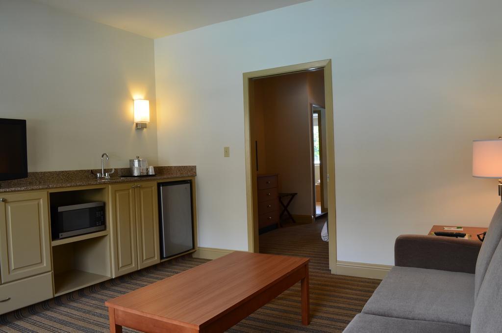 Hotel Comfort Baton Rouge South I-10 3*